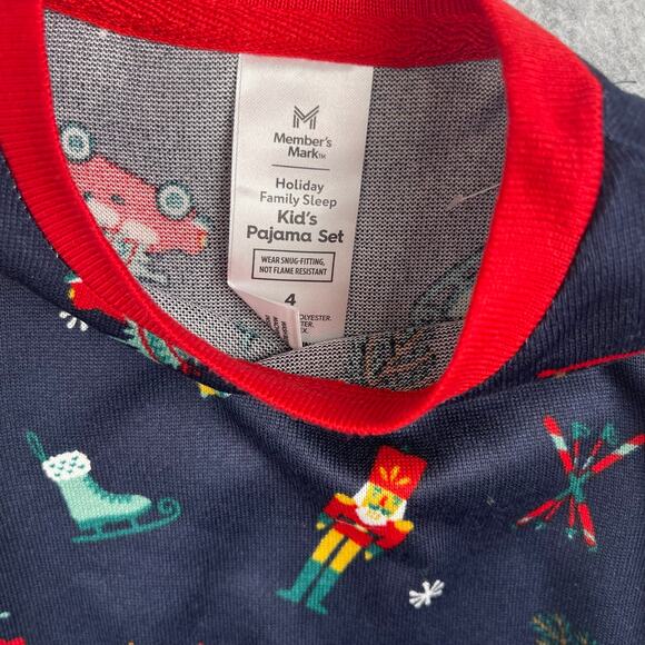 E3013 Member's Mark Christmas 2pc Pj Size 4 - Picture 2 of 3